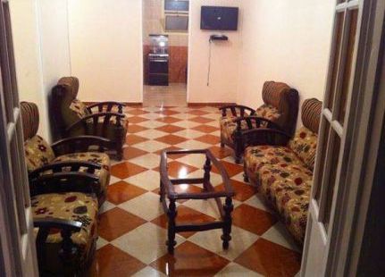 شقة للإيجار فى ميامي - قسم المنتزه - الإسكندرية