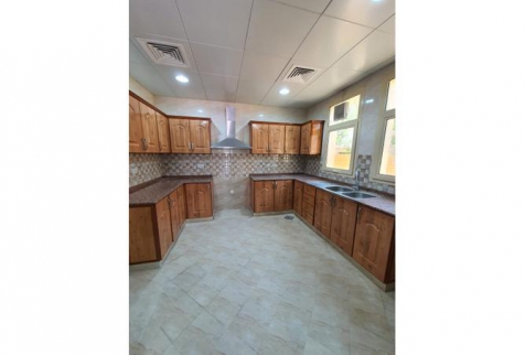 Villa For Rent In Al Musalla - Abu Dhabi - Abu Dhabi