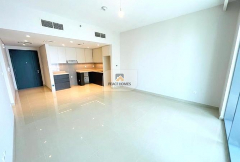 Apartment For Rent In Ras Al Khor - Dubai - Dubai