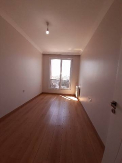 Apartment For Rent In Beylikduzu - Istanbul