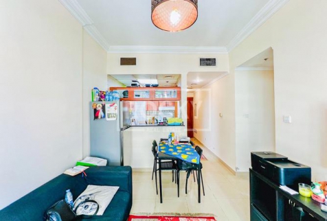 Apartment For Rent