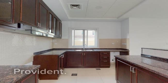 فيلا للإيجار