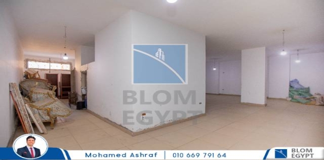 محل تجاري للإيجار فى زيزينيا - قسم الرمل - الإسكندرية