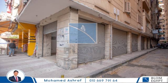 محل تجاري للإيجار فى زيزينيا - قسم الرمل - الإسكندرية