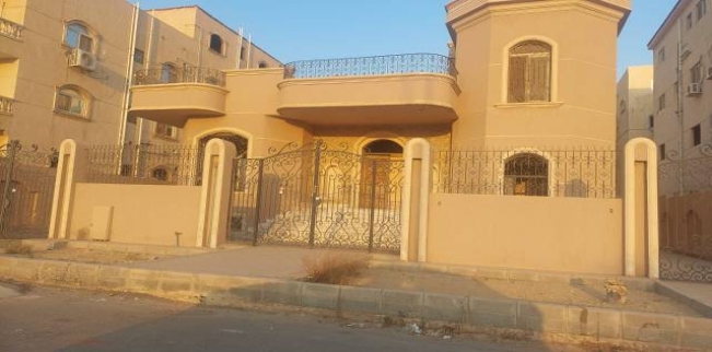 Villa For Sale In Cairo