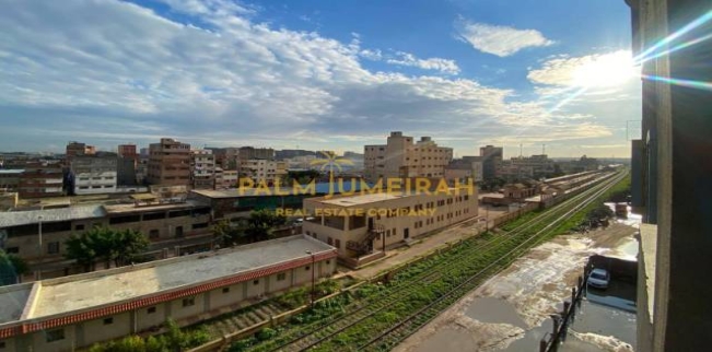 شقة للبيع فى محرم بك - قسم محرم بك - الإسكندرية
