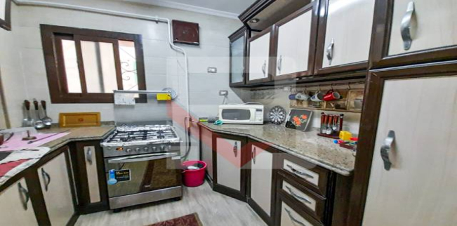 شقة للإيجار فى الشاطبي - قسم باب شرقي - الإسكندرية