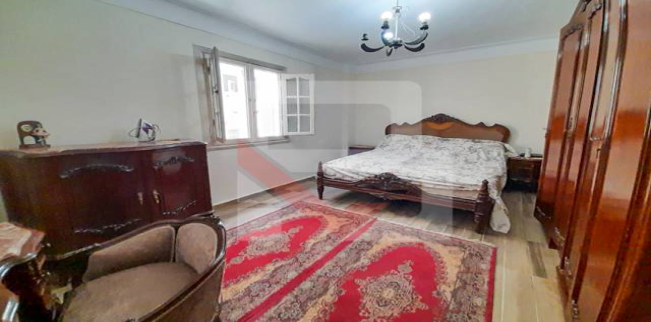 شقة للإيجار فى الشاطبي - قسم باب شرقي - الإسكندرية