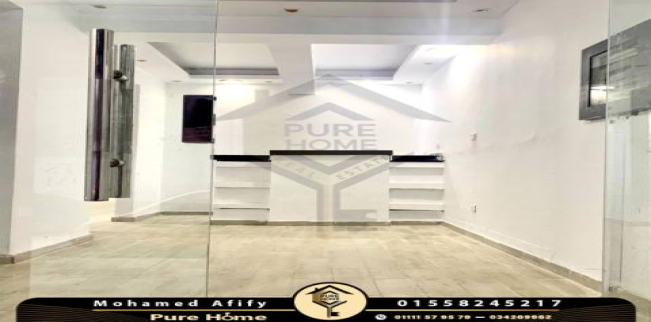 مكتب للبيع فى سان استيفانو - قسم الرمل - الإسكندرية