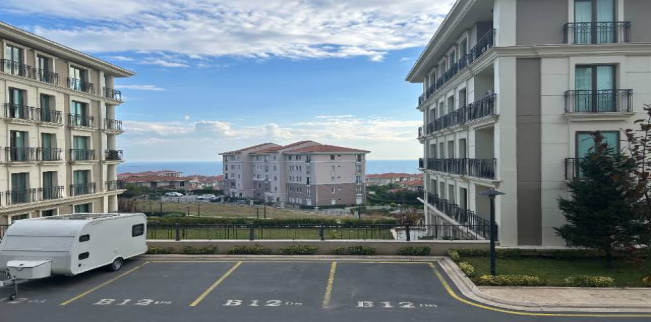 Apartment For Sale In Beylikduzu - Istanbul