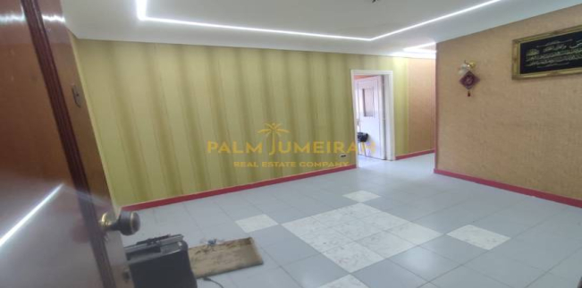 شقة للبيع فى محرم بك - قسم محرم بك - الإسكندرية